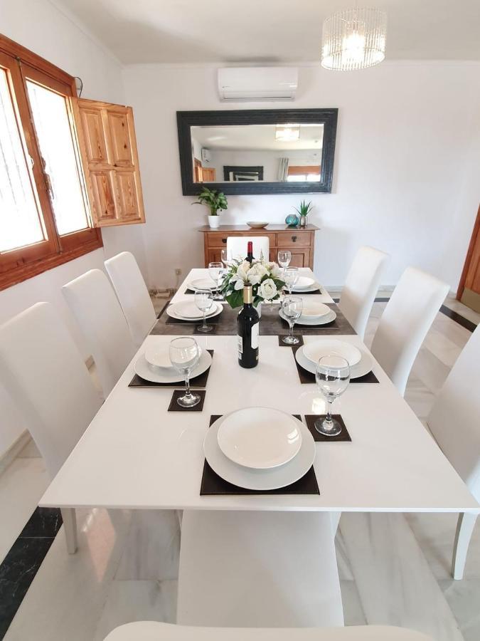 Beautiful 5 Bedroom Villa, Sea Views, Private Pool, Estepona Newly Refurbished Zewnętrze zdjęcie