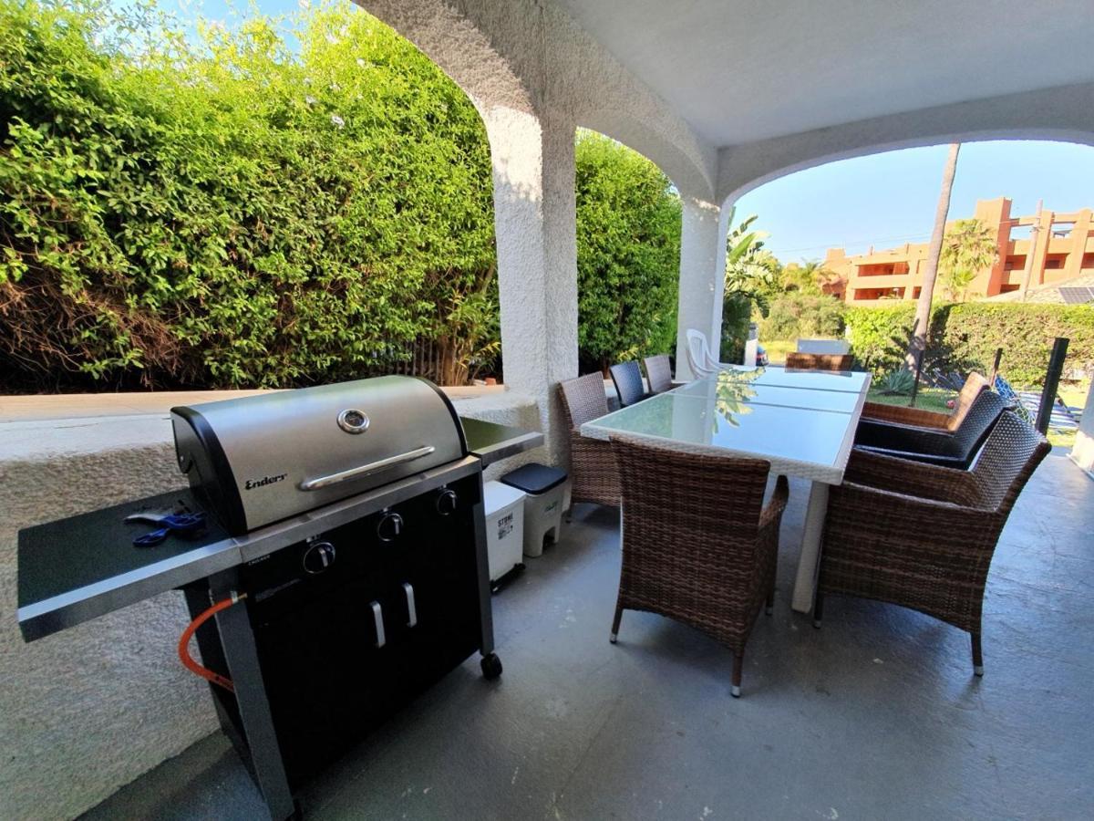 Beautiful 5 Bedroom Villa, Sea Views, Private Pool, Estepona Newly Refurbished Zewnętrze zdjęcie